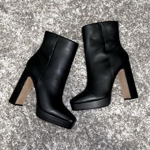Vilatta Platform Dress Booties in black